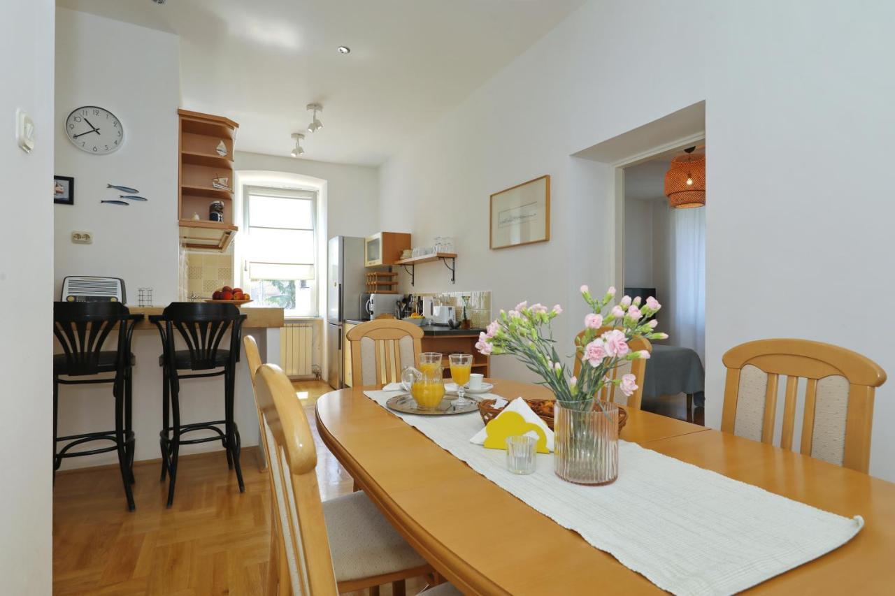 Lovely Rita'S Sibenik - Apartment City Center With Central Heating Екстериор снимка