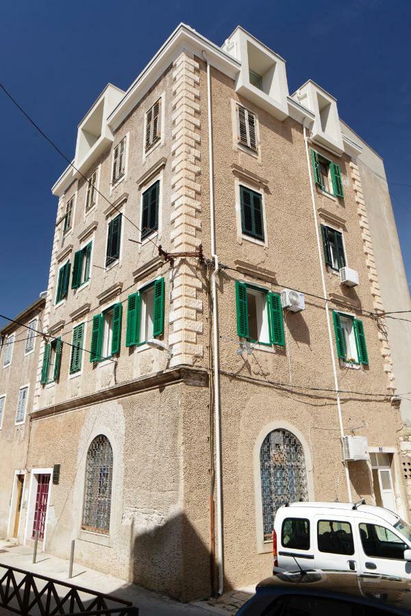Lovely Rita'S Sibenik - Apartment City Center With Central Heating Екстериор снимка